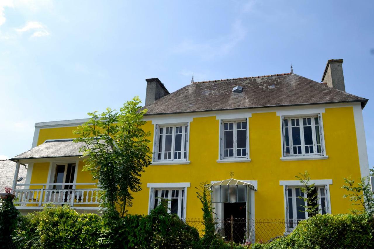 Ty La Poussed " La Maison Aux Oiseaux" Apartman Guiscriff Kültér fotó